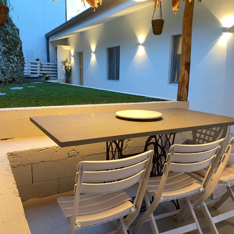 Villa Patrizia Pietrasanta - Camera Matrimoniale con Bagno Privato - 16