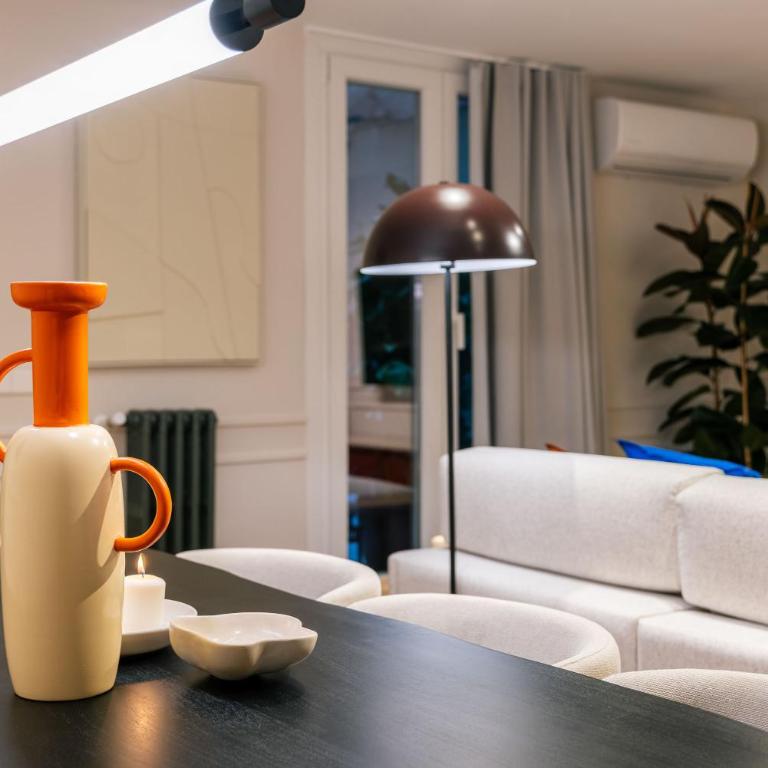 Grand 200m Luxury Residence - 4 EnSuites - Gran Vía Quiet - Apartment - 6