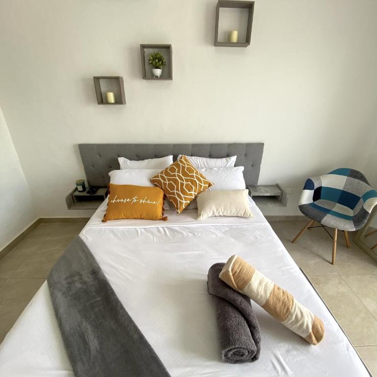 Casa en condominio privado, Alberca, terraza a 10 min de Playa Marlin - Three-Bedroom House - 11