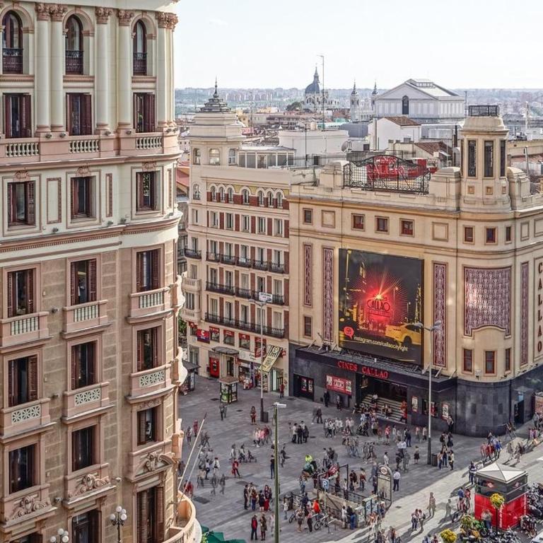 Grand 200m Luxury Residence - 4 EnSuites - Gran Vía Quiet - Apartment - 37
