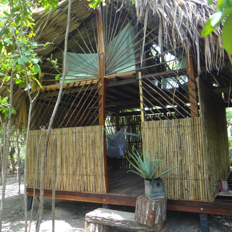 Eco-Camping Mango Feliz Rincón del Mar - Bungalow Familiar - 1