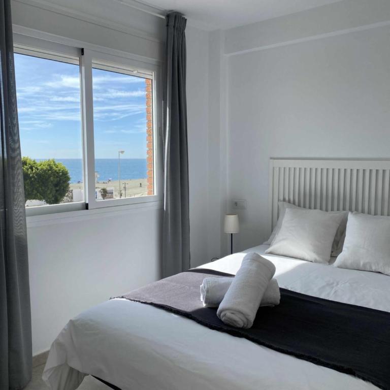 APARTAMENTO 2 HABITACIONES FRONTAL AL MAR 3 - Apartamento con vistas al mar - 16