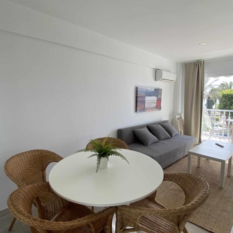 APARTAMENTO 2 HABITACIONES FRONTAL AL MAR 2 - Apartment with Sea View - 5