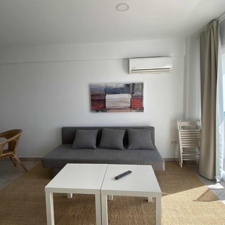 APARTAMENTO 2 HABITACIONES FRONTAL AL MAR 2 - Apartment with Sea View - 13