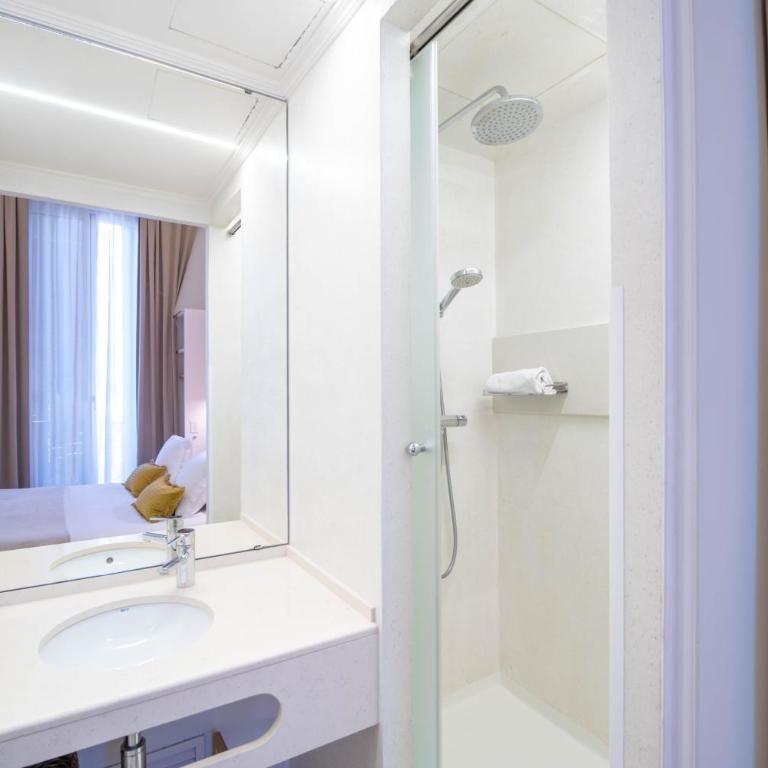 Feelathome Casa Bertrand - Superior Double Room - 11