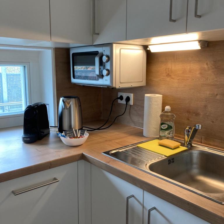 Reload by BestChoice - FREE Parking - Self Check-in - Apartment mit Balkon - 7