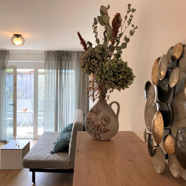 Reload by BestChoice - FREE Parking - Self Check-in - Apartment mit Balkon - 6