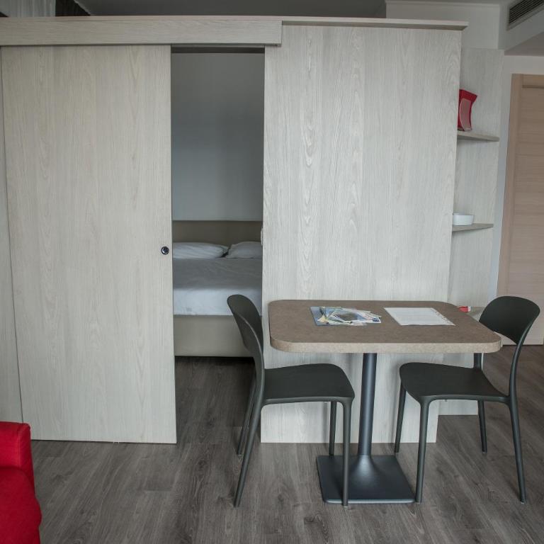 Residenza Luigina - Monolocale con Balcone - 8