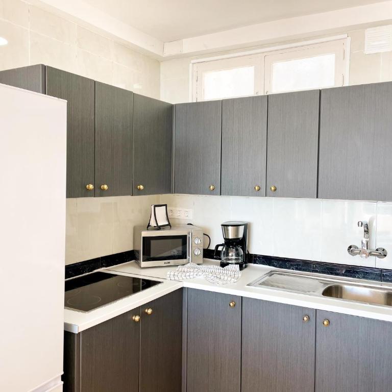 Blue Ocean Holiday Home - Two-Bedroom House - 26