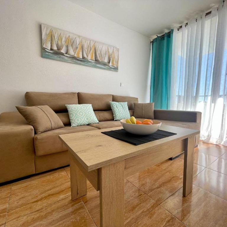 Blue Ocean Holiday Home - Two-Bedroom House - 35