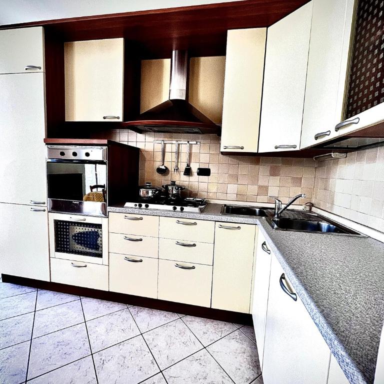 Welcome Traveller CHARMING EVA APARTMENT - Appartamento con 3 Camere da Letto - 4