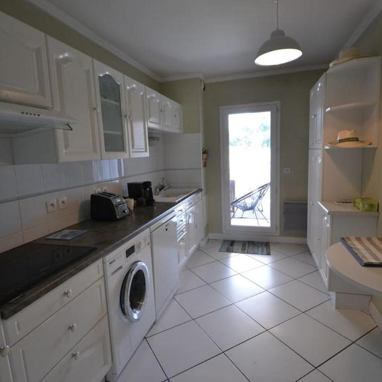 Nice Appartment in Arcachon, near the beach - Two-Bedroom Apartment - 21