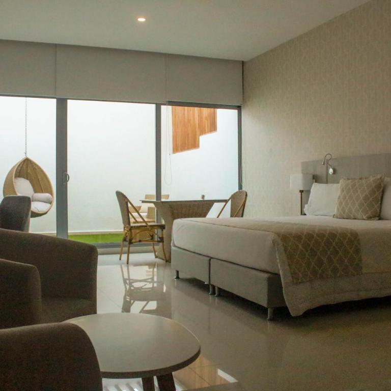 Hotel Dorado Plaza Alto Prado - Suite - 1