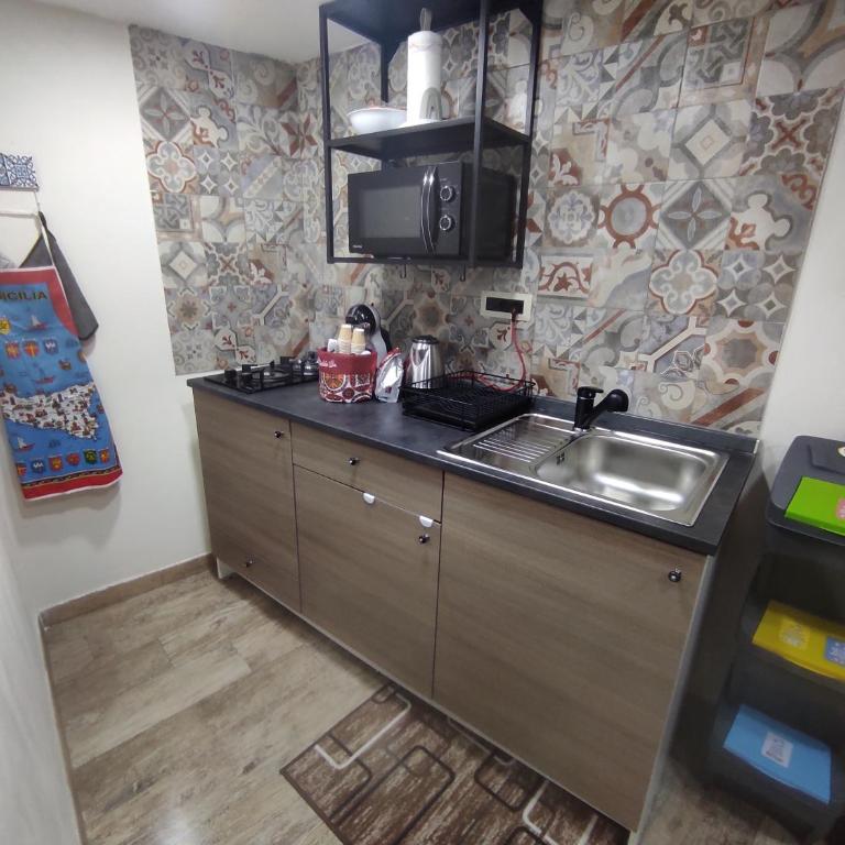 TAPIA'S ROOMS BIG - Vacation Home - 20