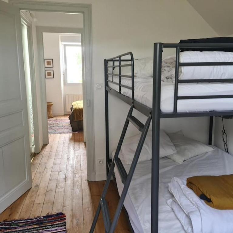 Jolie maison en pierre avec parking privé - Maison 2 Chambres - 5