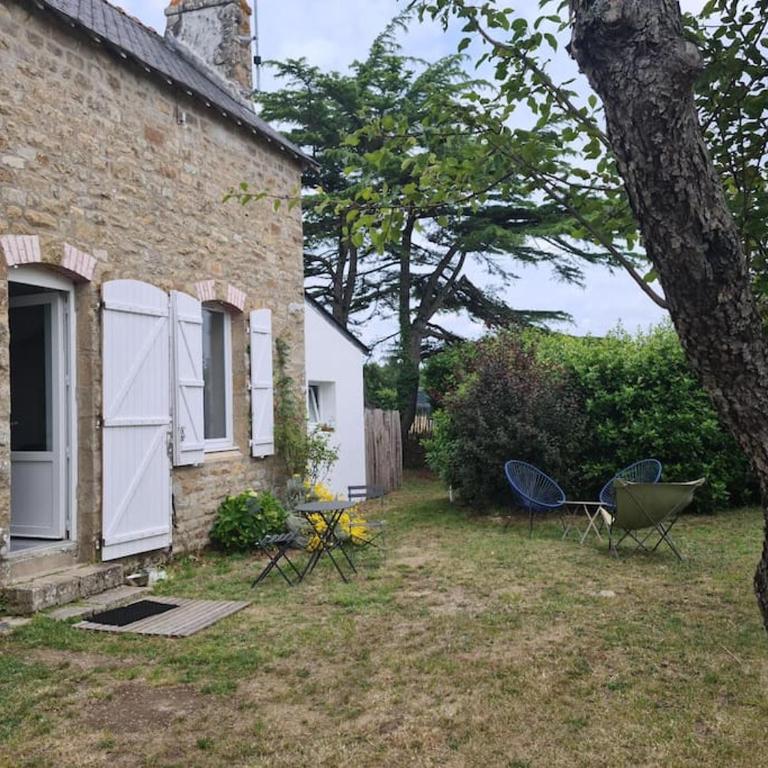 Jolie maison en pierre avec parking privé - Maison 2 Chambres - 29