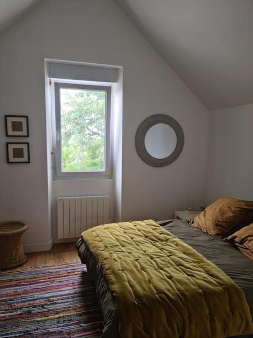 Jolie maison en pierre avec parking privé - Maison 2 Chambres - 37