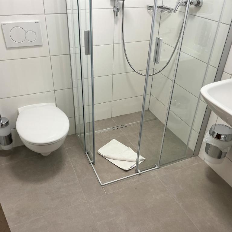 Gästehaus Forggensee - Standard Dreibettzimmer - 15