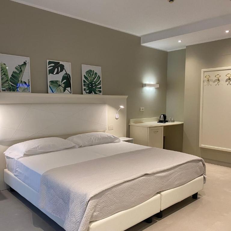Hotel Croce Di Malta - Camera Queen - 1