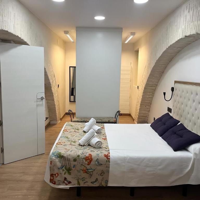Apartamentos Living Sevilla Centro Maestranza - Apartamento de 3 dormitorios (8 adultos) - 7