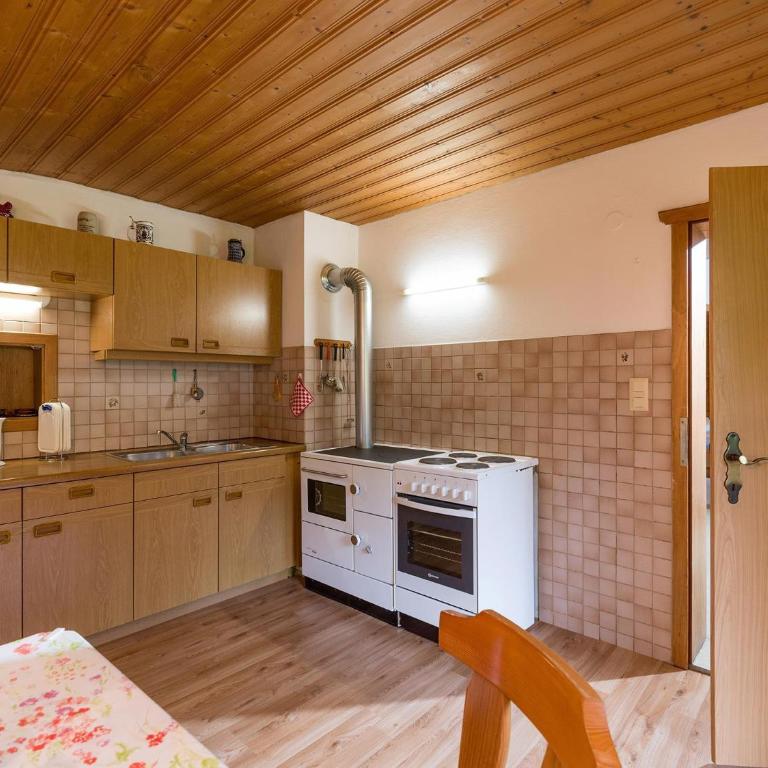 Wolkenmooshof - Apartment mit 3 Schlafzimmern und Dusche - 3