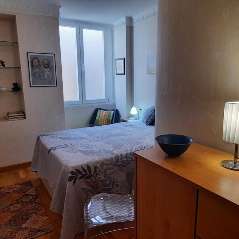 trc1, espectacular casa de pueblo en travesía colón - Three-Bedroom Apartment - 10