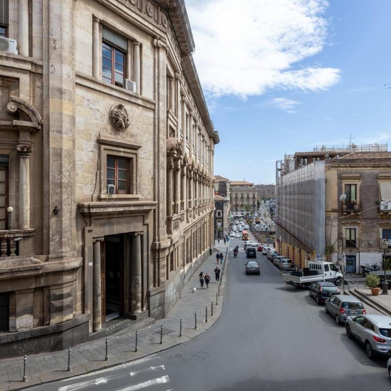 La casa di carta in piazza stesicoro - Apartment with Balcony - 6