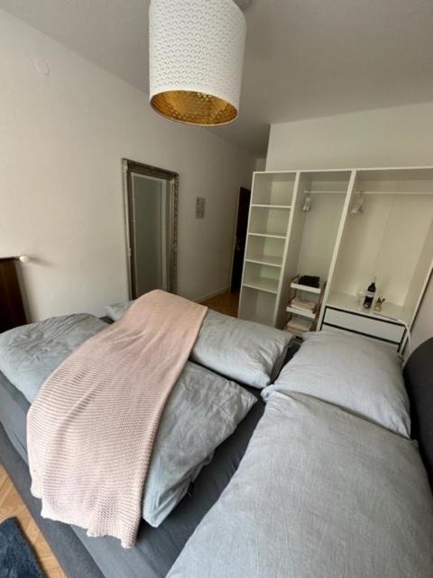 Pension COLUMBIA inkl Frühstück im Zentrum - Double Room (1 Adult + 1 Child) 2 - 13