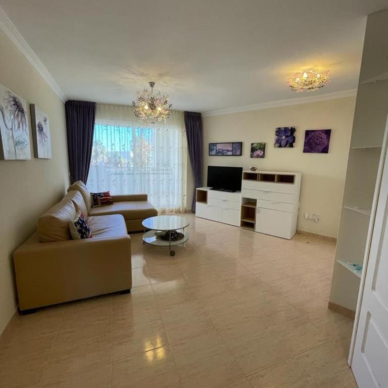 apolo - Two-Bedroom Apartment - 3