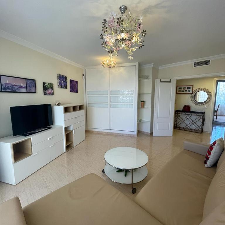apolo - Two-Bedroom Apartment - 10