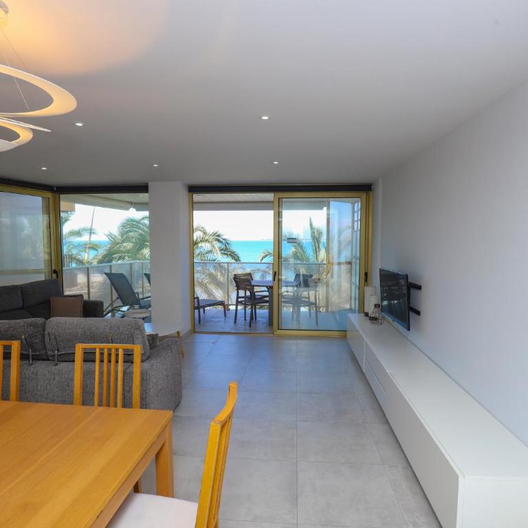 DIFFERENTFLATS Barcino - Apartamento con vistas al mar - 9