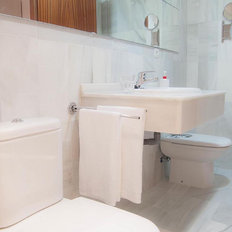 Apartamentos Catedral Plaza 3000 - One-Bedroom Apartment (4 Adults) - 29