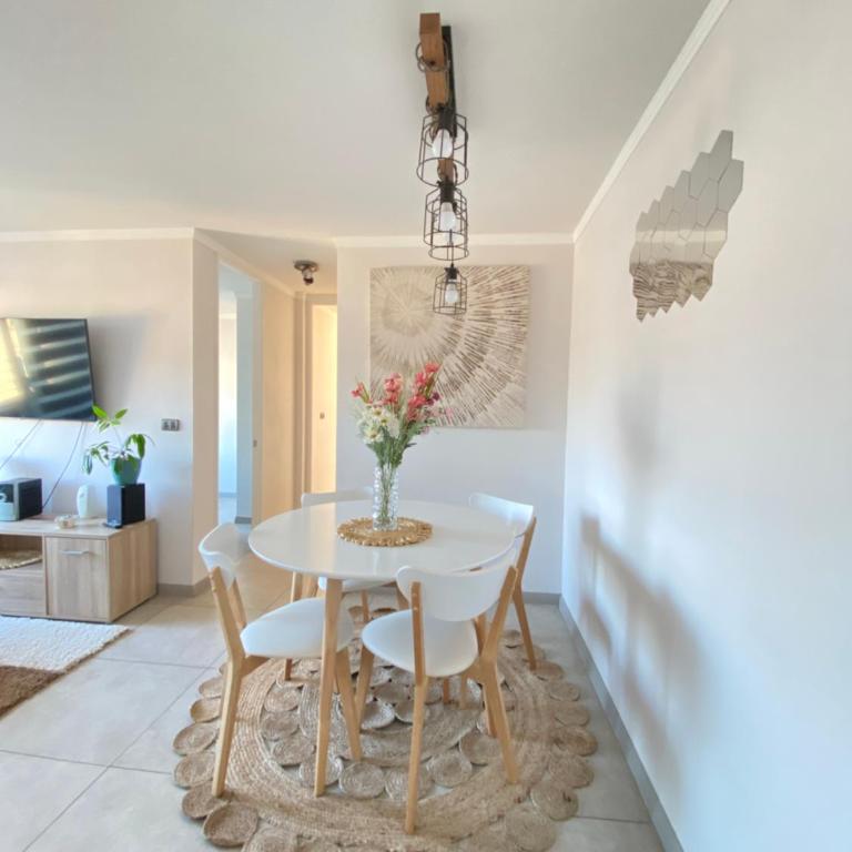 Hermoso y amplio Departamento frente al mar - Suite con vistas al mar - 1 cama grande - 6