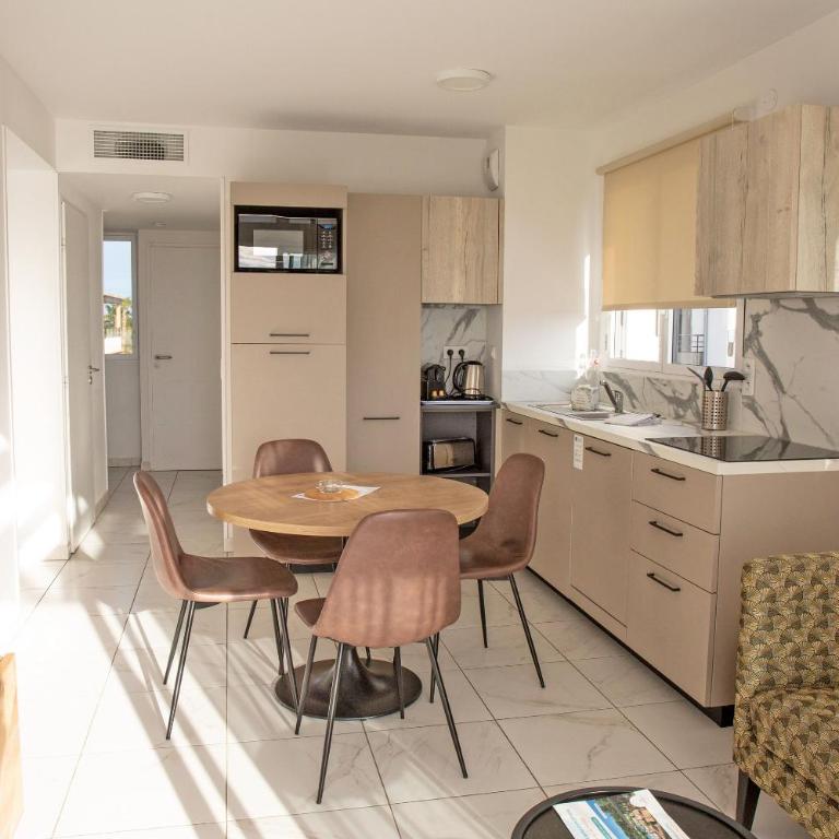 Résidence Pierre & Vacances Premium Horizon Golf - Two-Bedroom Apartment with Balcony (4 People) - Mountain View - 4