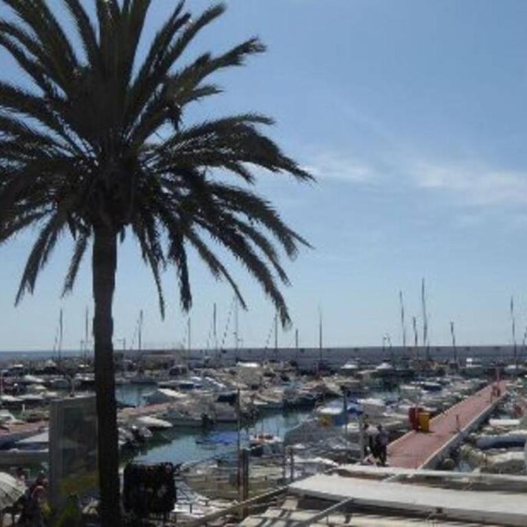 Centric apartment Marbella town - Two-Bedroom Apartment - 25