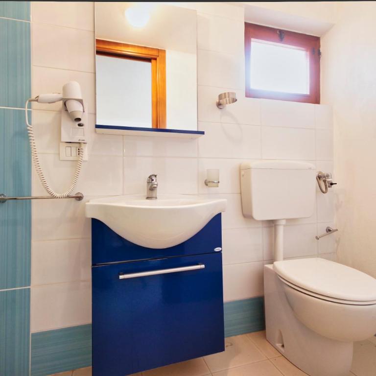 Case Bongiovi - Two-Bedroom House - 16