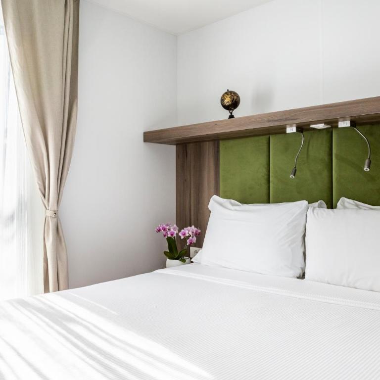 Club del Sole Desenzano Boutique Resort - Suite con Vista Lago - 1