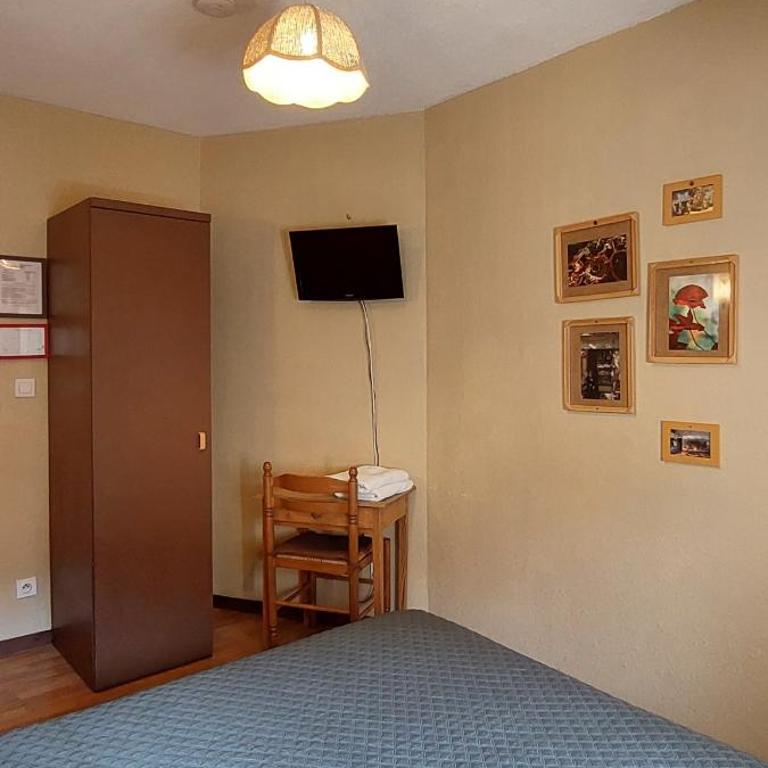 Hotel pascal - Chambre Double Supérieure - 8