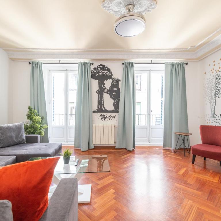 vip LETRAS, by MONARO - Apartment with Balcony - 8