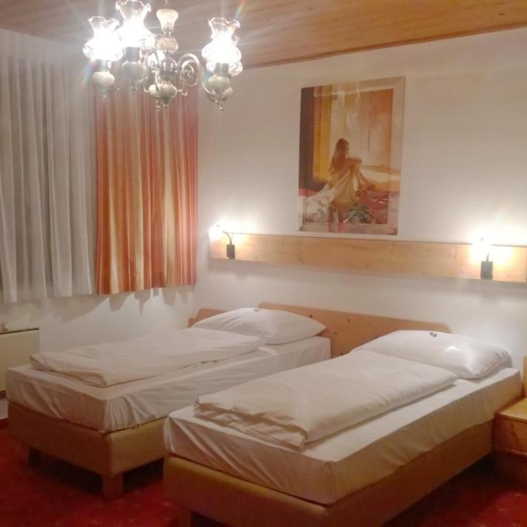 Landhaus & Camping Pichler - Doppel- oder Zweibettzimmer - 8