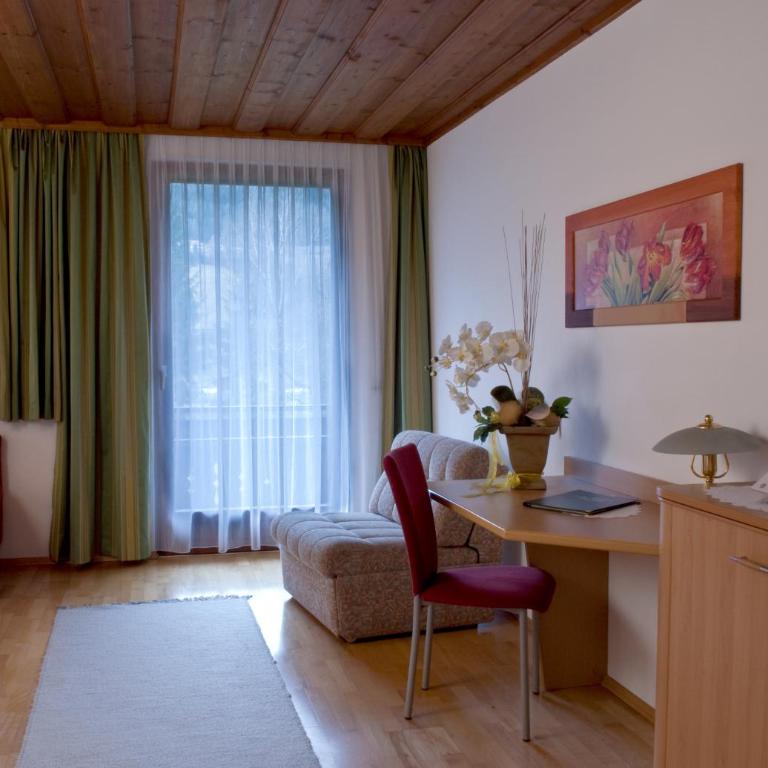 Landhaus & Camping Pichler - Doppel- oder Zweibettzimmer - 4