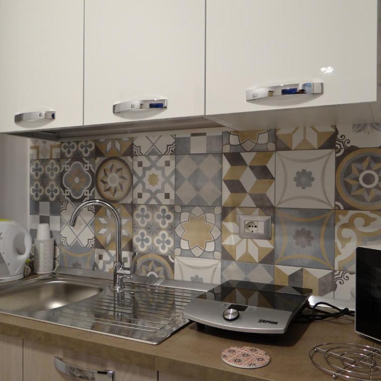 White Lady B&B - One-Bedroom Apartment - 6