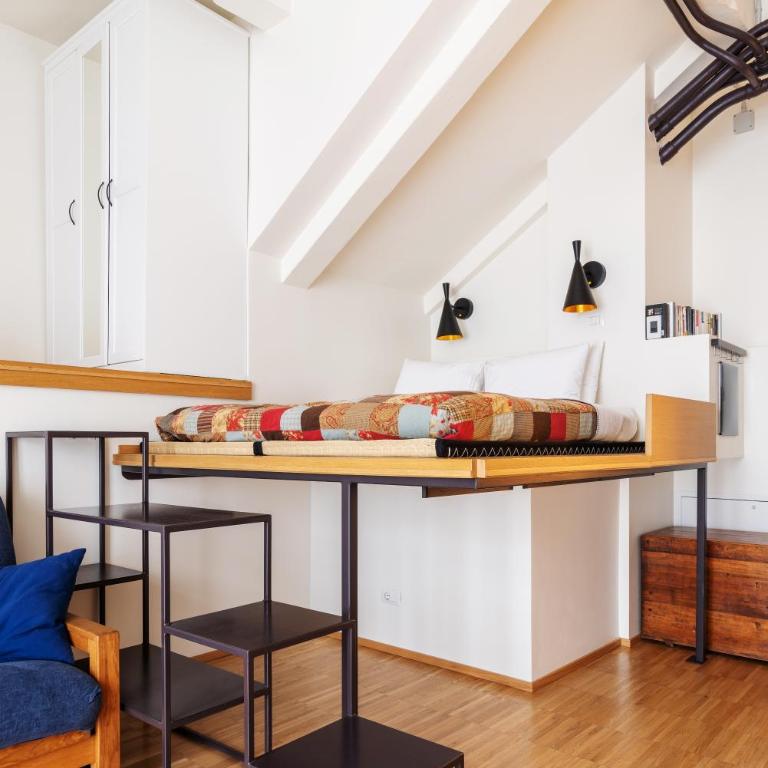 LA CASA COLORATA - Flats in Milan - Bocconi - Monolocale Superior - 34