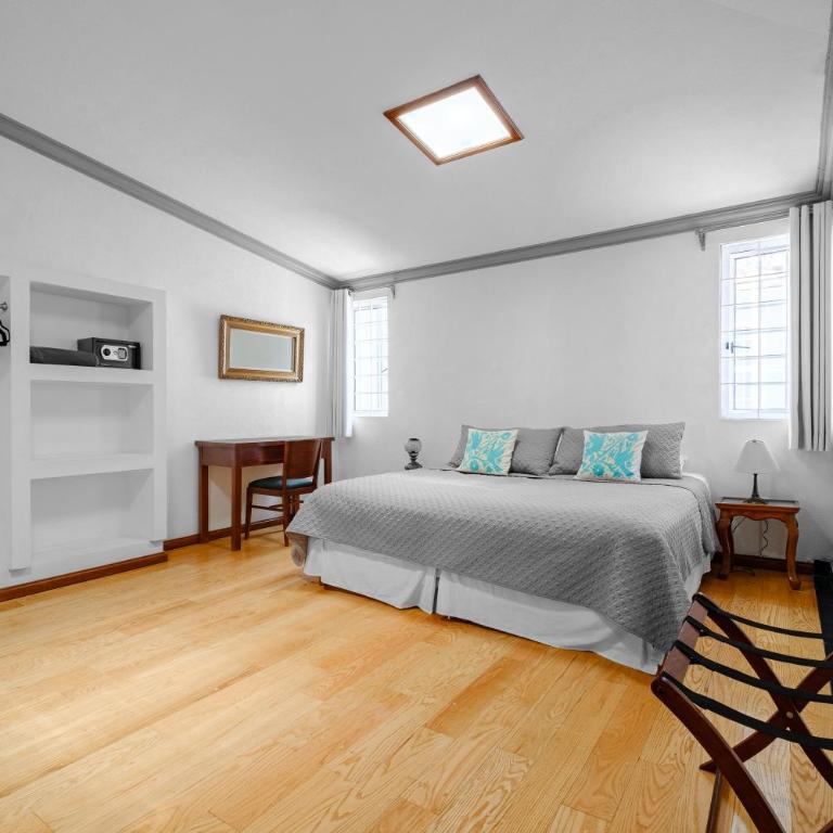 Senda Stays Coyoacan - 6BR Casa and Garden Steps from Frida Kahlo - Six-Bedroom House - 28
