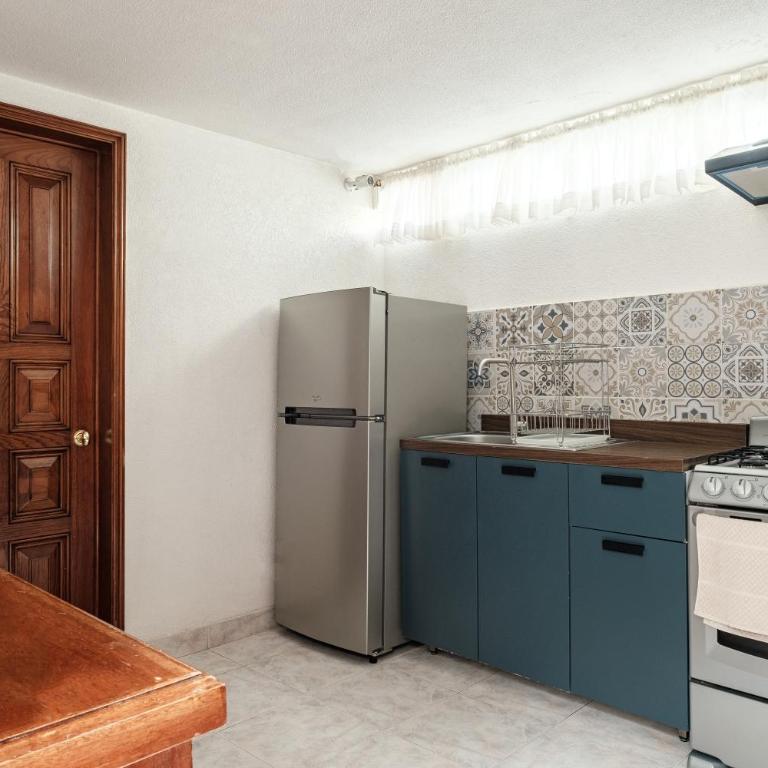 Senda Stays Coyoacan - 6BR Casa and Garden Steps from Frida Kahlo - Six-Bedroom House - 10