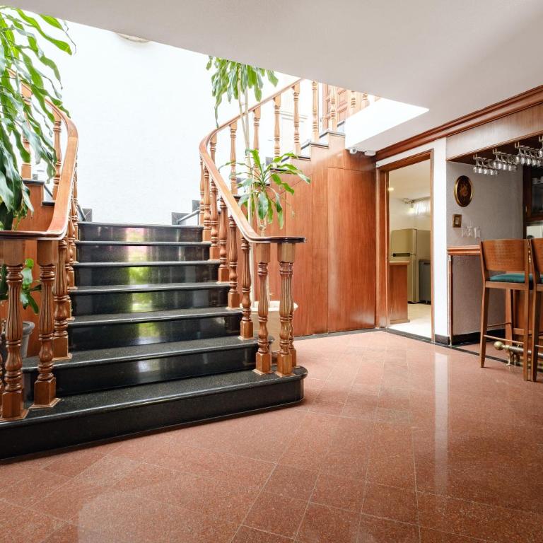 Senda Stays Coyoacan - 6BR Casa and Garden Steps from Frida Kahlo - Six-Bedroom House - 4