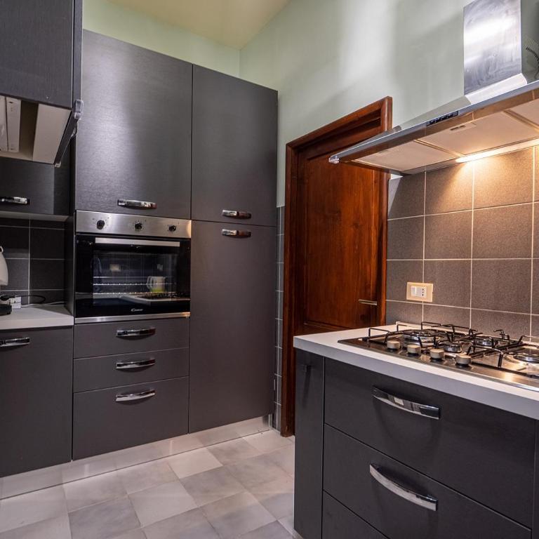 Ludyta House in centro Arezzo - Appartamento con 2 Camere da Letto - 3