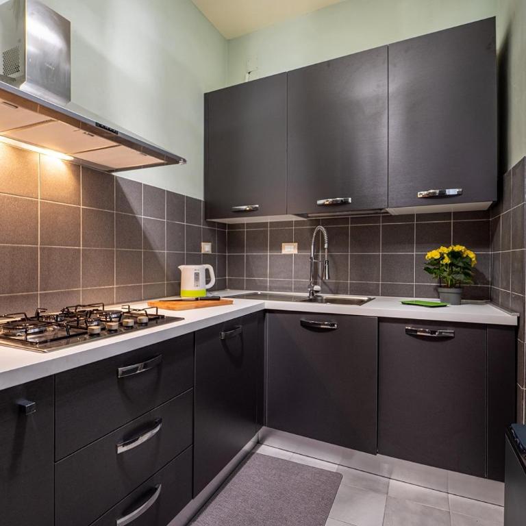 Ludyta House in centro Arezzo - Appartamento con 2 Camere da Letto - 8
