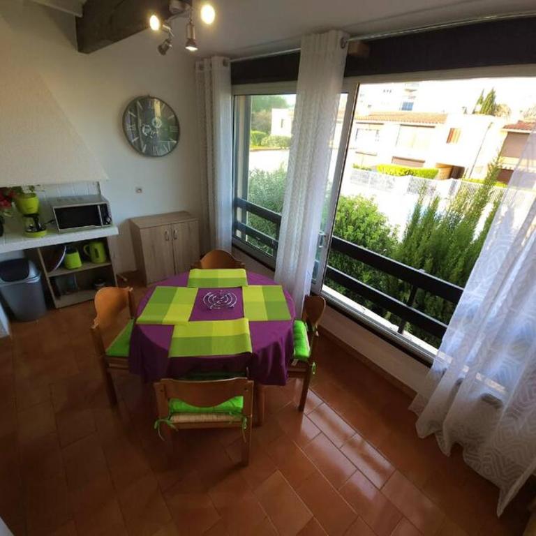 A 8 mn A PIED DES PLAGES APPARTEMENT AVEC PISCINE ET TENNIS - Appartement 1 Chambre - 2
