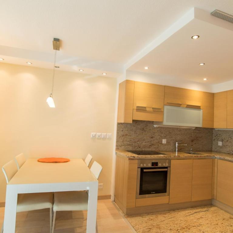 Haus Cristal - 1441m - Superior Apartment - 1